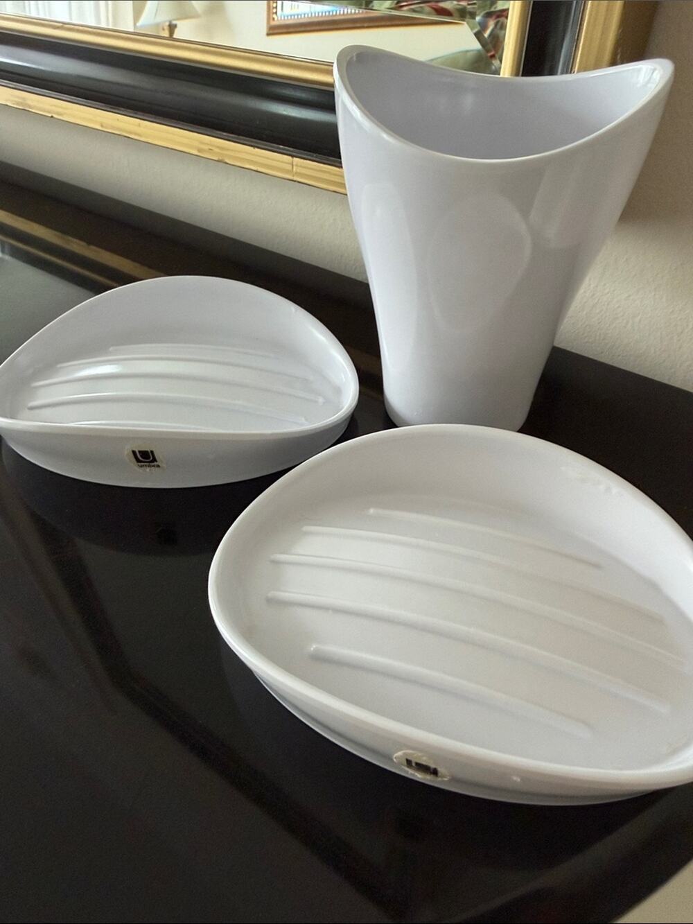 🗽❤️Umbra 2 Soap Dishes & Cup